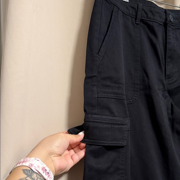 PINK Black Cargo Pants NWT - Picture 3 of 11